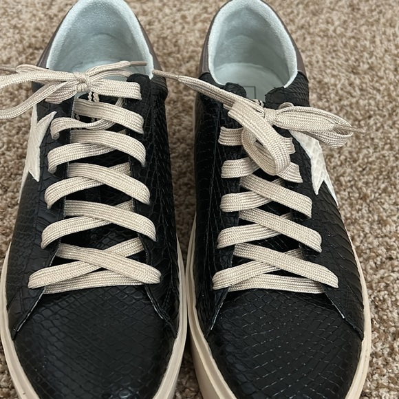 Shu shop Tennis Shoe - Picture 7 of 7